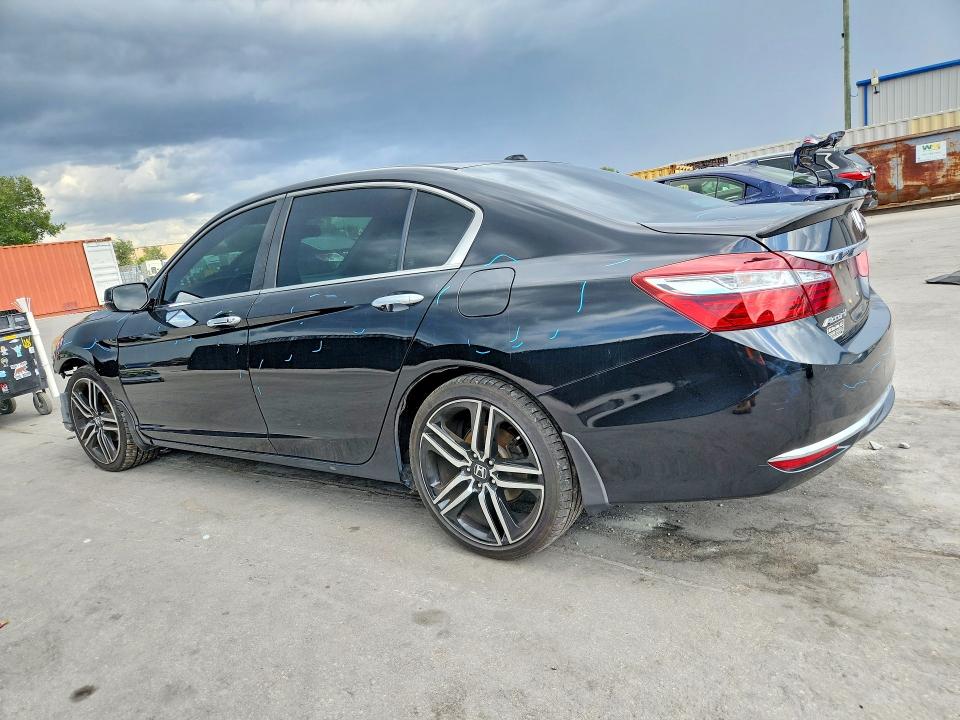 Photo 2 from auction – 2016 HONDA ACCORD with VIN 1HGCR2F86GA014308