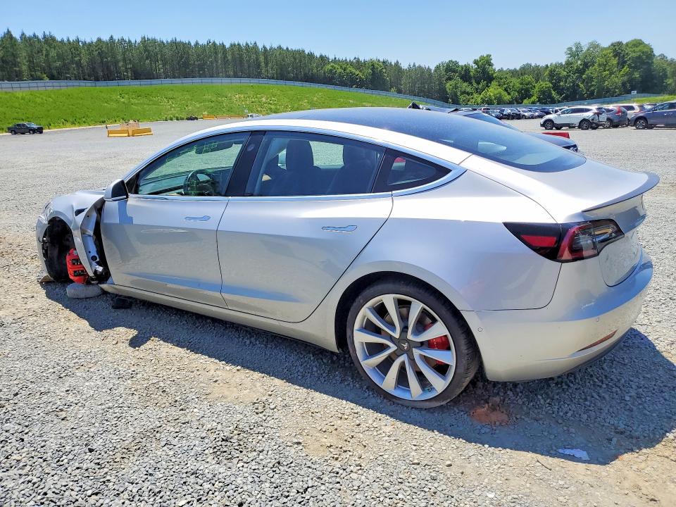 Photo 2 from auction – 2018 TESLA MODEL 3 with VIN 5YJ3E1EB7JF083329
