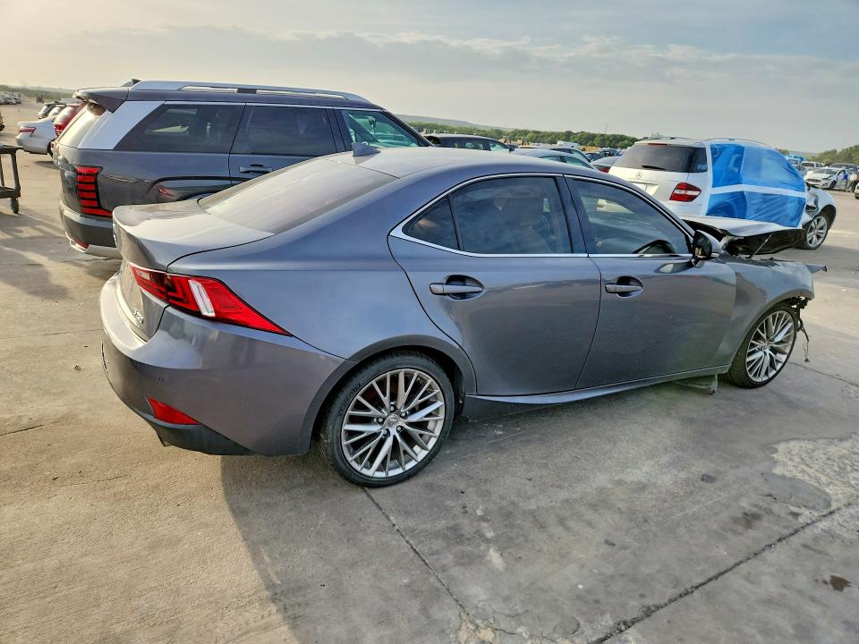 Photo 3 from auction – 2014 LEXUS IS with VIN JTHBF1D21E5014362