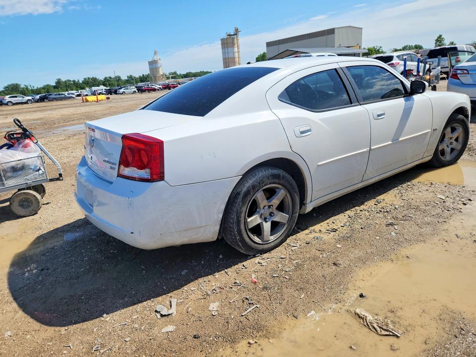 Photo 3 from auction – 2010 DODGE CHARGER with VIN 2B3CA3CV1AH298656