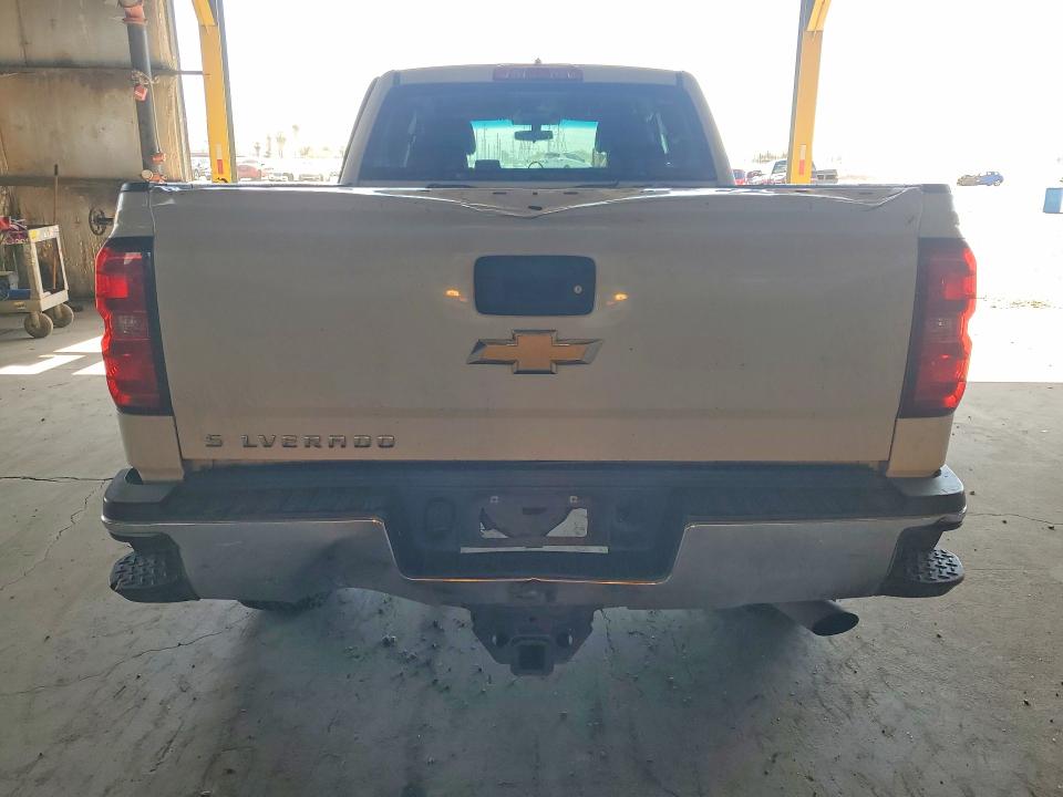 Photo 6 from auction – 2015 CHEVROLET SILVERADO with VIN 1GC2KUEG2FZ542432