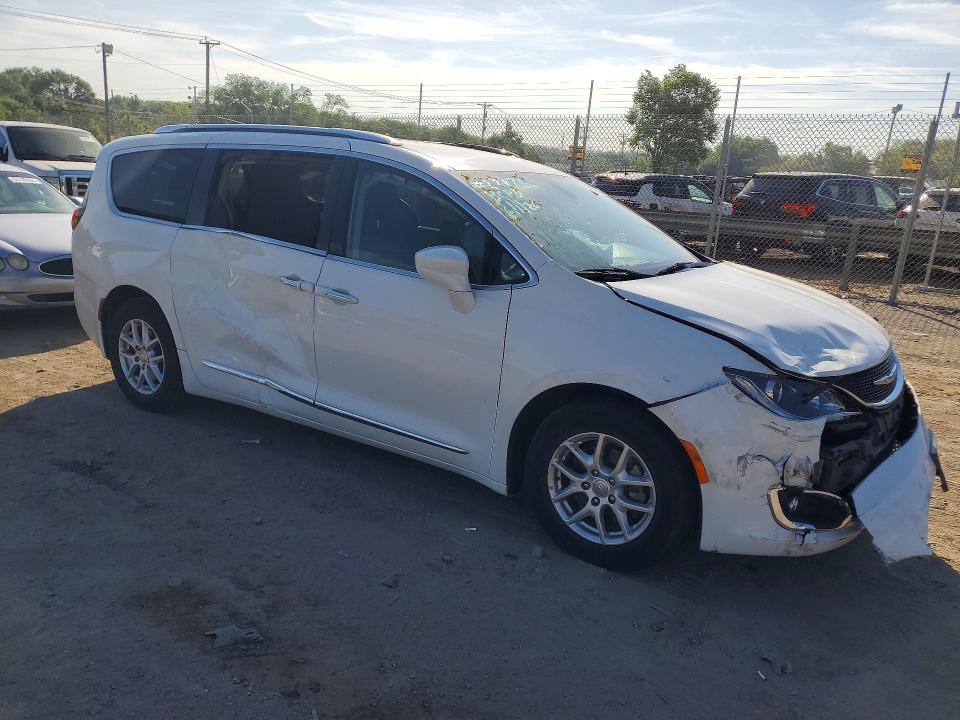 Photo 4 from auction – 2020 CHRYSLER PACIFICA with VIN 2C4RC1BG8LR276497