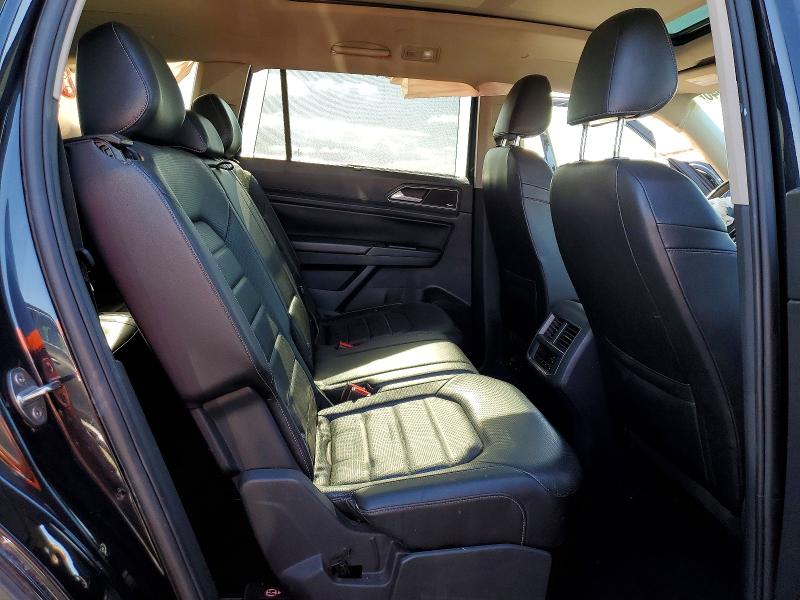 Photo 11 from auction – 2018 VOLKSWAGEN ATLAS with VIN 1V2NR2CA1JC582264