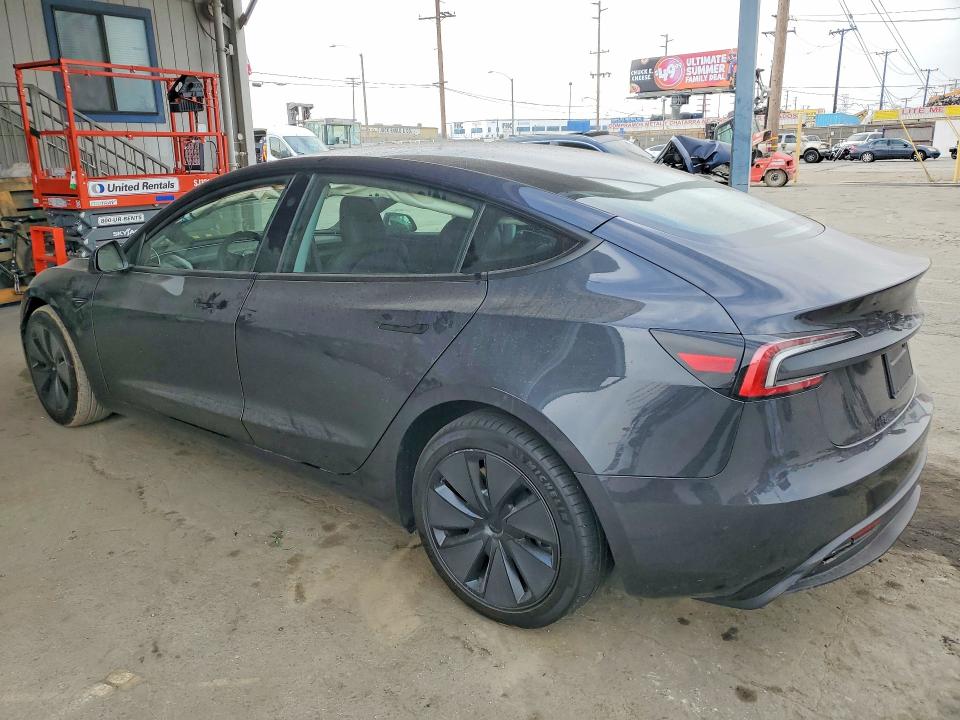 صورة رقم 2 من المزاد - 2025 TESLA MODEL 3 مع VIN 5YJ3E1EA2SF072425
