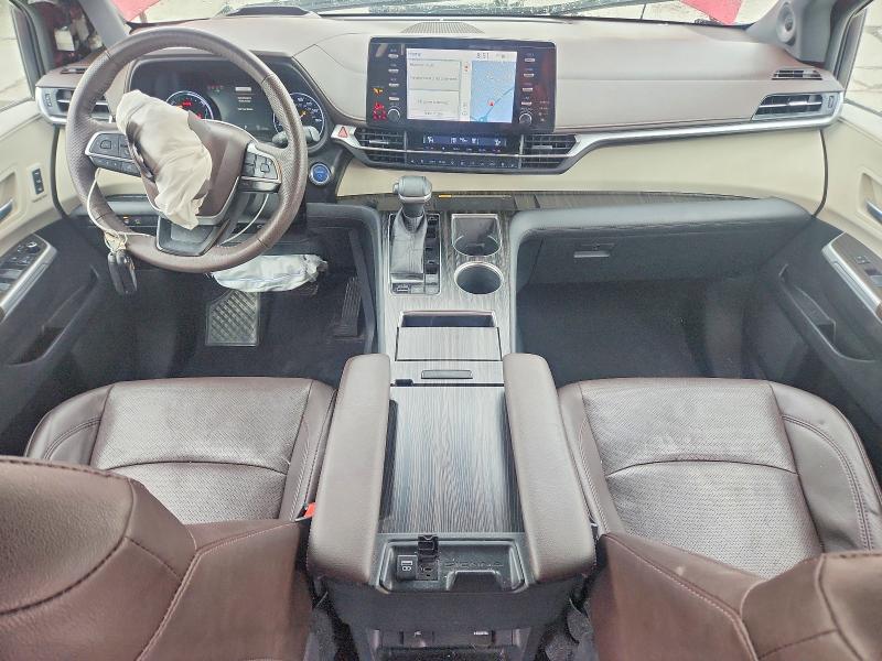 Photo 8 from auction – 2021 TOYOTA SIENNA with VIN 5TDERKEC1MS055280