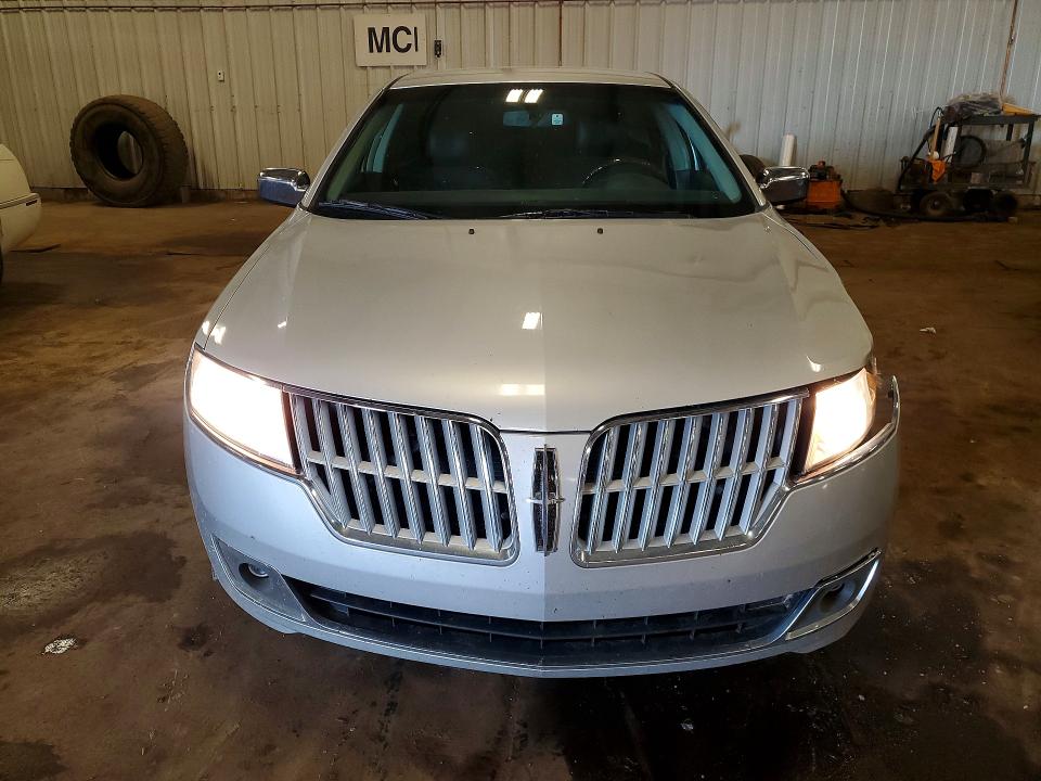 Photo 5 from auction – 2012 LINCOLN MKZ with VIN 3LNHL2GC7CR830612
