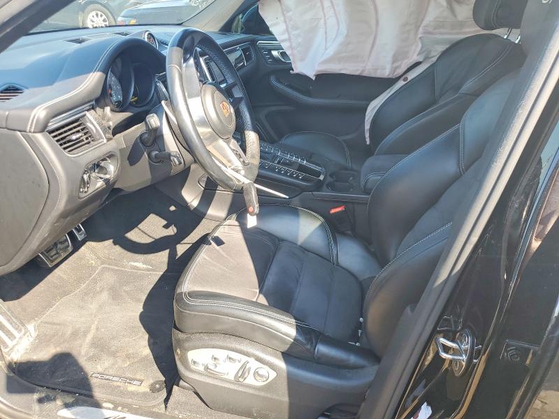 Photo 7 from auction – 2017 PORSCHE MACAN with VIN WP1AG2A5XHLB55105