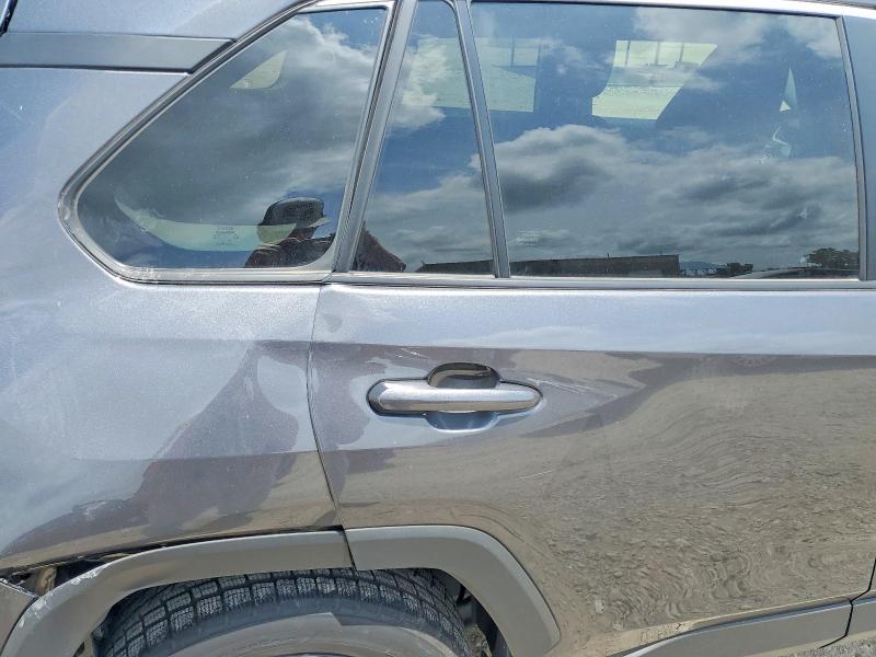 Photo 10 from auction – 2023 TOYOTA RAV4 with VIN 2T3F1RFV9PC382227