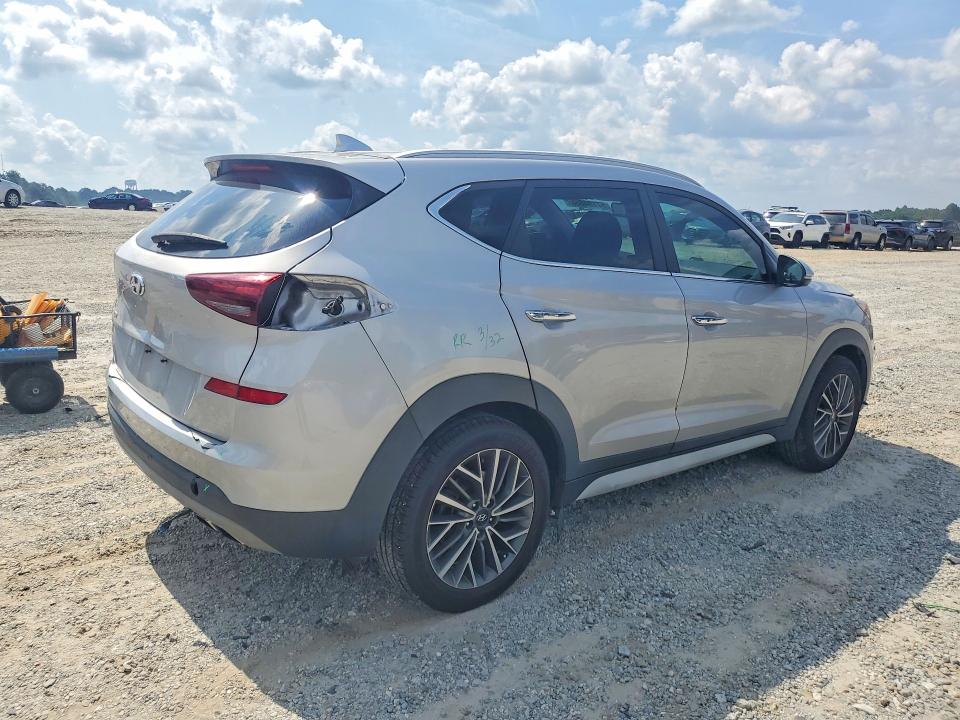 Photo 3 from auction – 2020 HYUNDAI TUCSON with VIN KM8J33AL2LU136791