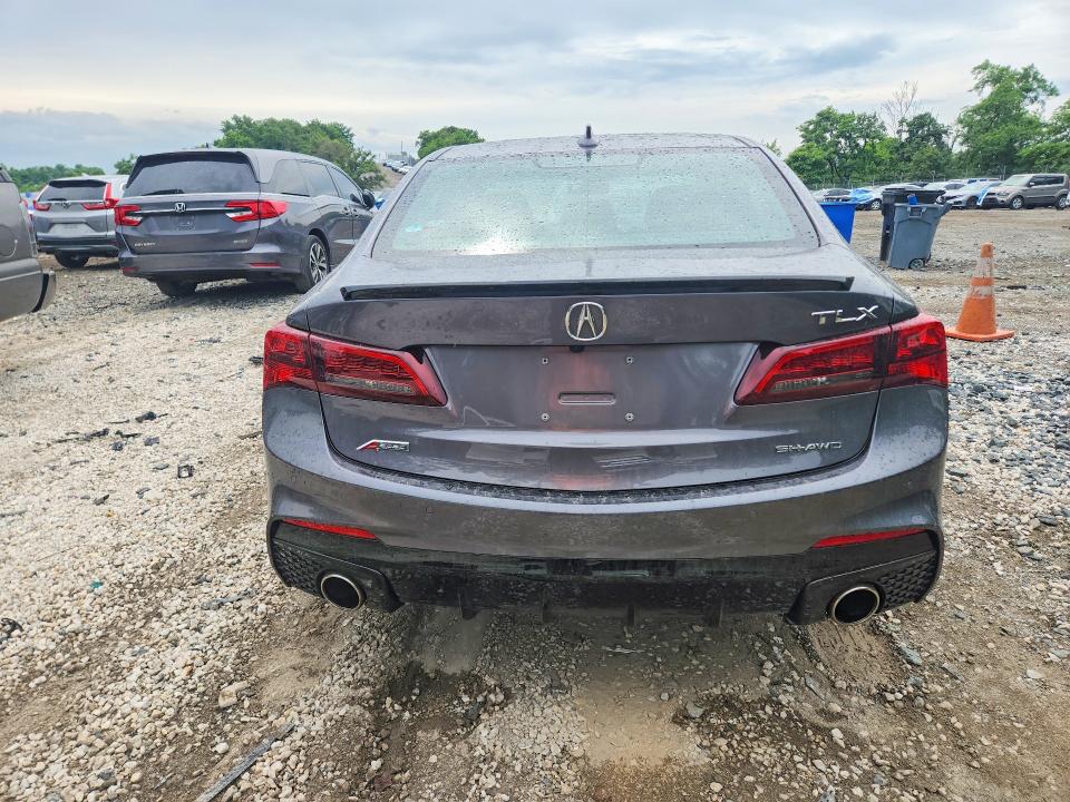 Photo 6 from auction – 2020 ACURA TLX with VIN 19UUB3F65LA002870