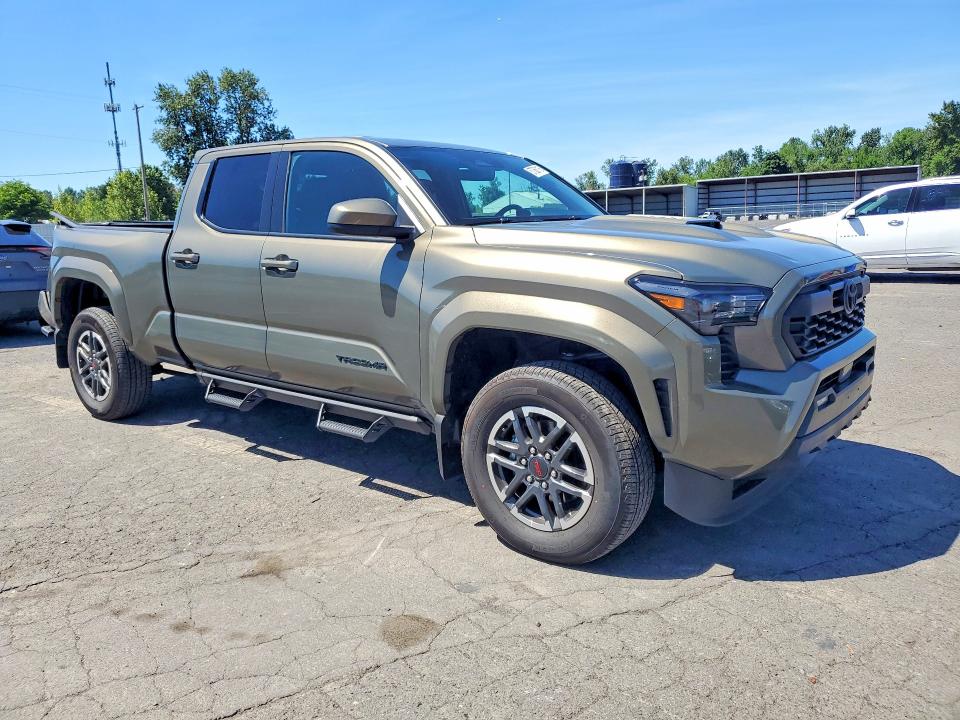 Photo 4 from auction – 2025 TOYOTA TACOMA with VIN 3TMLB5JN2SM187658