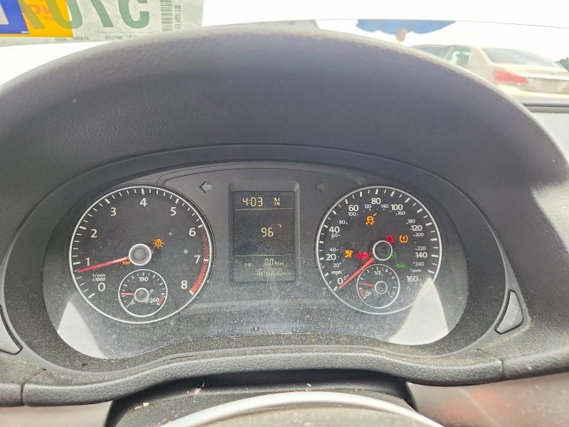 Photo 9 from auction – 2013 VOLKSWAGEN PASSAT with VIN 1VWAH7A30DC018563