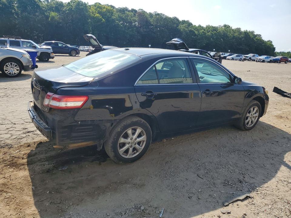 Photo 3 from auction – 2011 TOYOTA CAMRY with VIN 4T1BF3EK3BU205158