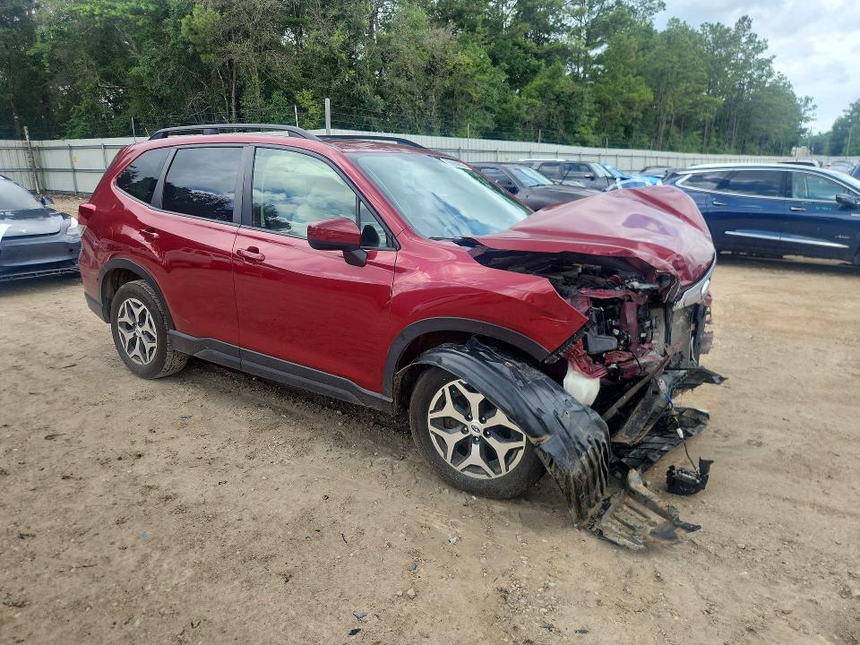 Photo 4 from auction – 2019 SUBARU FORESTER with VIN JF2SKAGC2KH561766