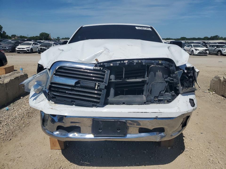 Photo 5 from auction – 2014 RAM 1500 with VIN 1C6RR7GT1ES447851