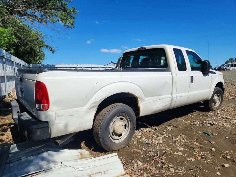 Photo 3 from auction – 2015 FORD F250 with VIN 1FT7X2A64FEB54036