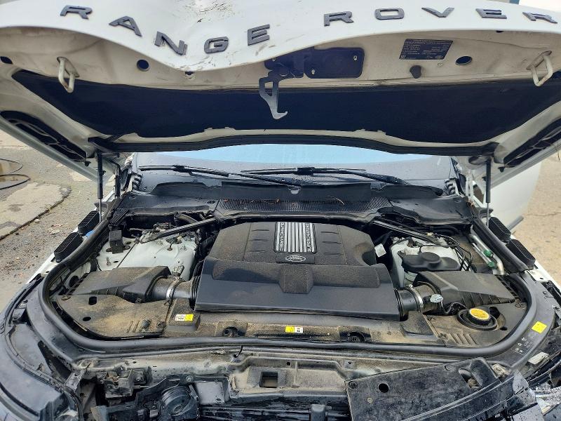 Photo 12 from auction – 2020 LAND ROVER RANGE ROVER with VIN SALGS2SE7LA575698