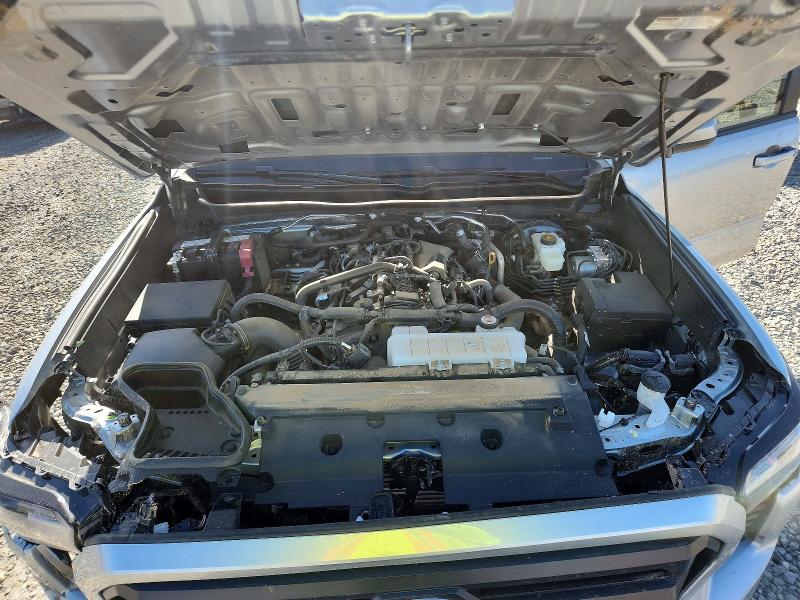 Photo 11 from auction – 2026 TOYOTA TACOMA with VIN 3TMLB5JN8TM243667