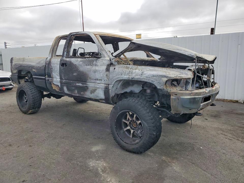 Photo 4 from auction – 2001 DODGE RAM 1500 with VIN 3B7HF13Z41G213757