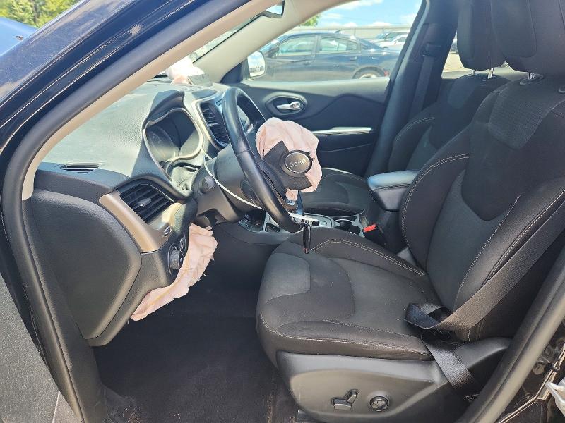 Photo 7 from auction – 2016 JEEP CHEROKEE with VIN 1C4PJLCB0GW237928