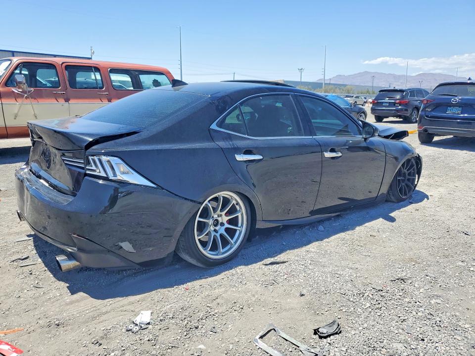 Photo 3 from auction – 2014 LEXUS IS with VIN JTHBF1D20E5035512