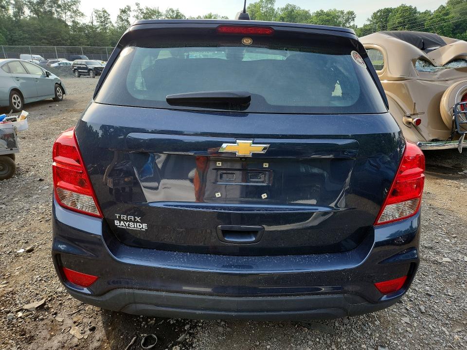 Photo 6 from auction – 2018 CHEVROLET TRAX with VIN 3GNCJKSB2JL204198