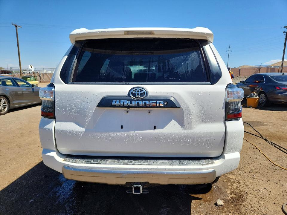 Photo 6 from auction – 2016 TOYOTA 4RUNNER with VIN JTEBU5JR0G5312089