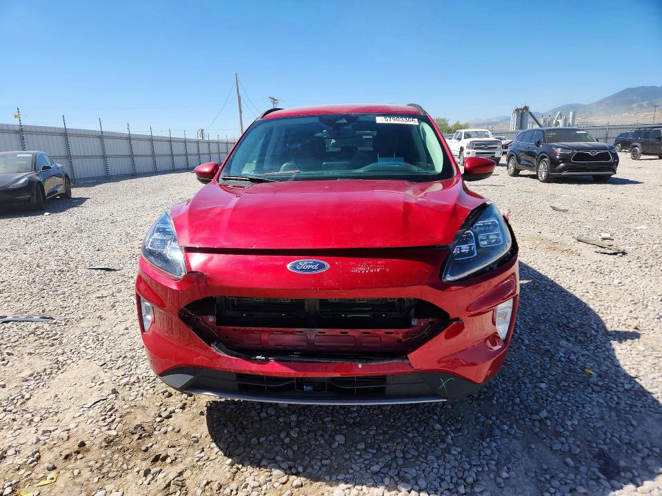 Photo 5 from auction – 2022 FORD ESCAPE with VIN 1FMCU9J99NUA99349