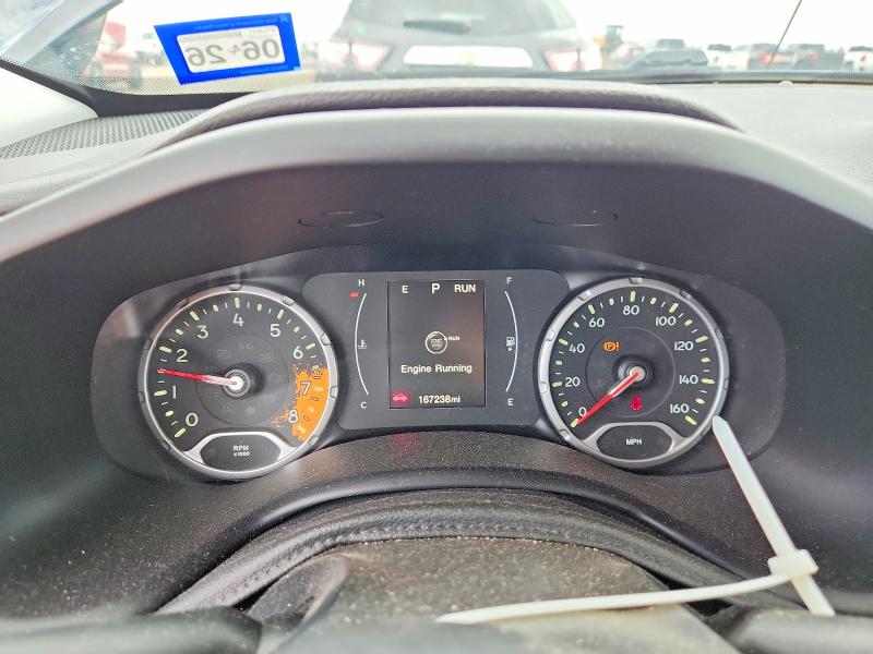 Photo 9 from auction – 2016 JEEP RENEGADE with VIN ZACCJBBTXGPE15070