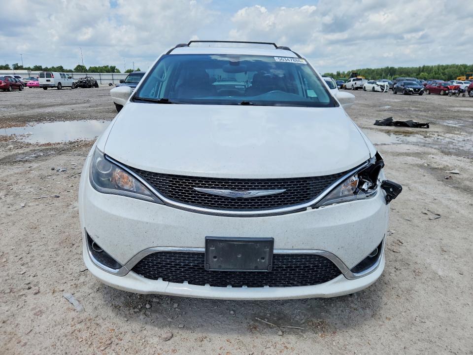 Photo 5 from auction – 2017 CHRYSLER PACIFICA with VIN 2C4RC1BG2HR593019