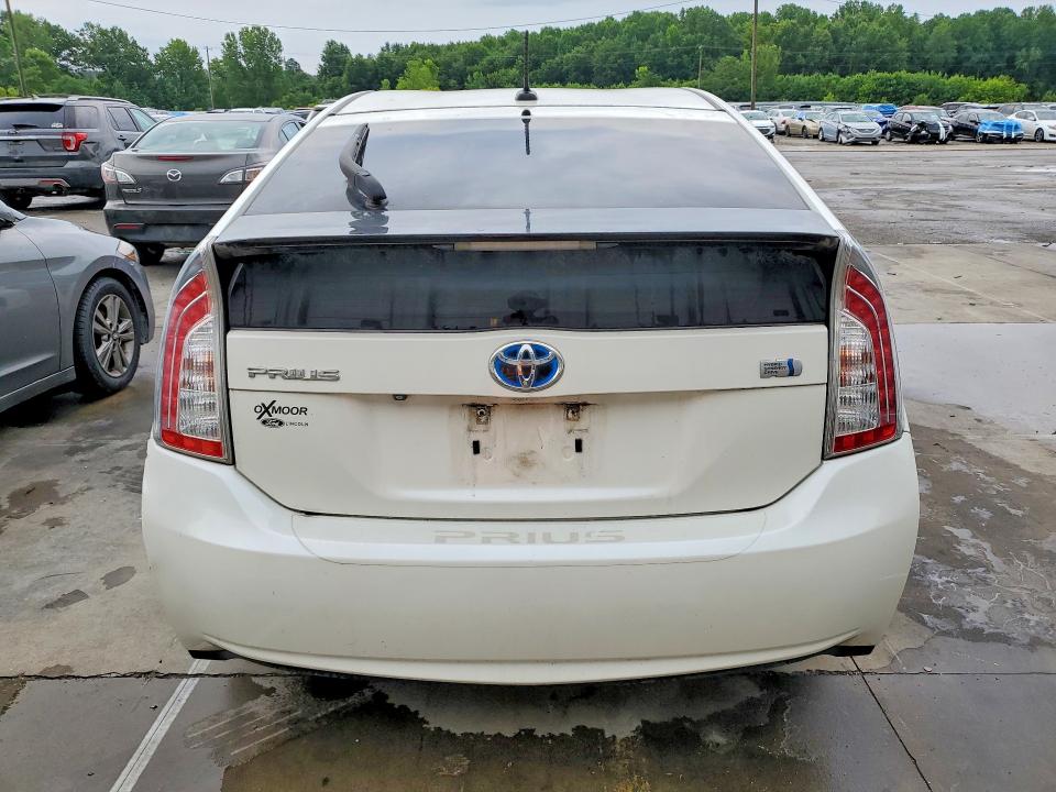 Photo 6 from auction – 2013 TOYOTA PRIUS with VIN JTDKN3DU3D1691176
