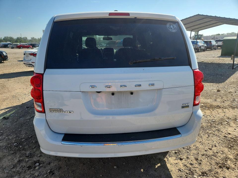 Photo 6 from auction – 2018 DODGE GRAND CARAVAN with VIN 2C4RDGCG1JR240467