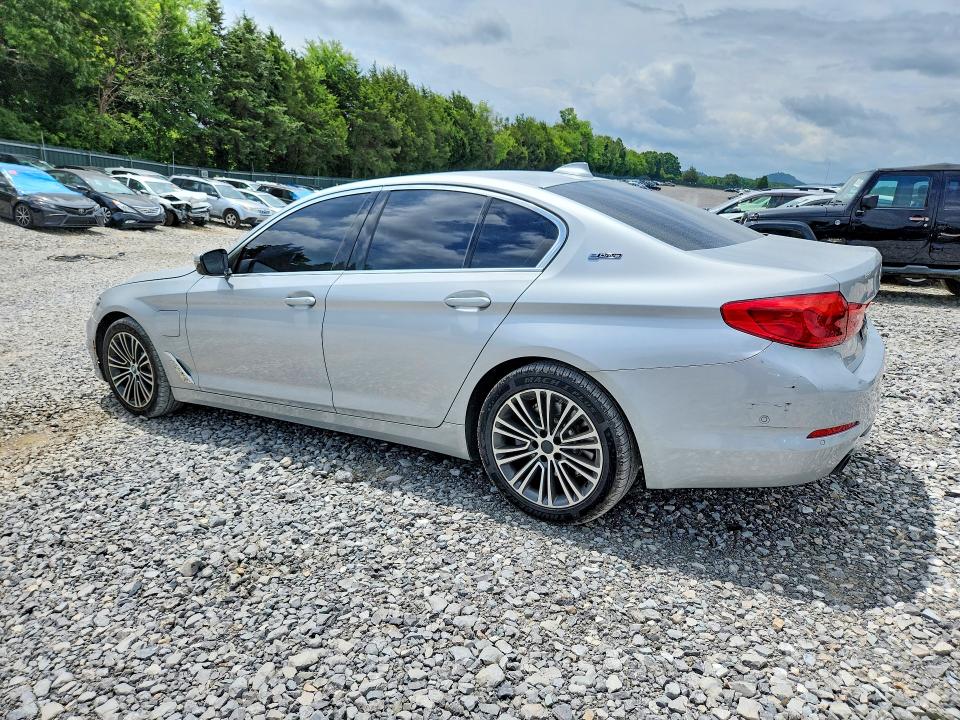 Photo 2 from auction – 2019 BMW 530E with VIN WBAJA9C53KB393641