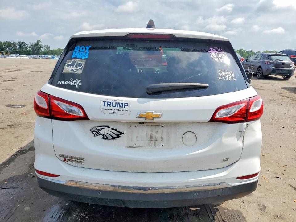 Photo 6 from auction – 2018 CHEVROLET EQUINOX with VIN 2GNAXJEV1J6139631