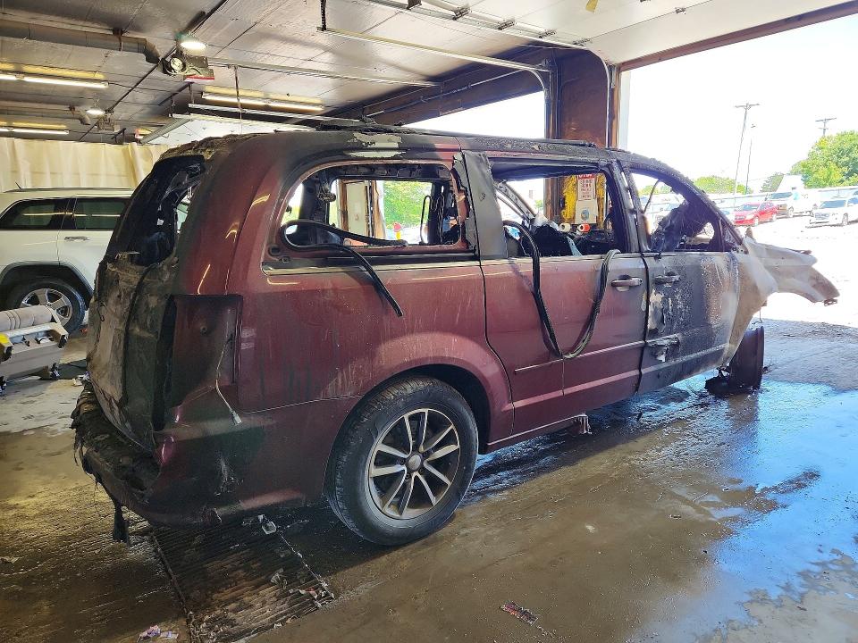 Photo 3 from auction – 2017 DODGE GRAND CARAVAN with VIN 2C4RDGCG8HR827596