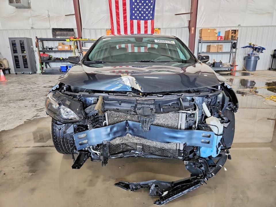 Photo 5 from auction – 2019 CHEVROLET MALIBU with VIN 1G1ZD5ST3KF113806
