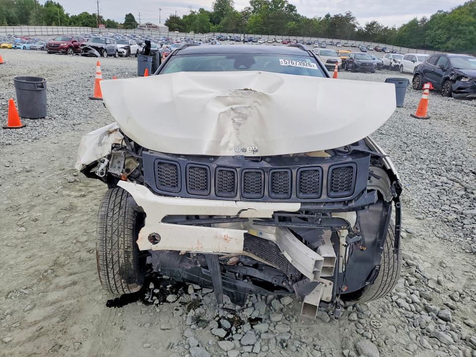 Photo 5 from auction – 2018 JEEP COMPASS with VIN 3C4NJDCB2JT134357