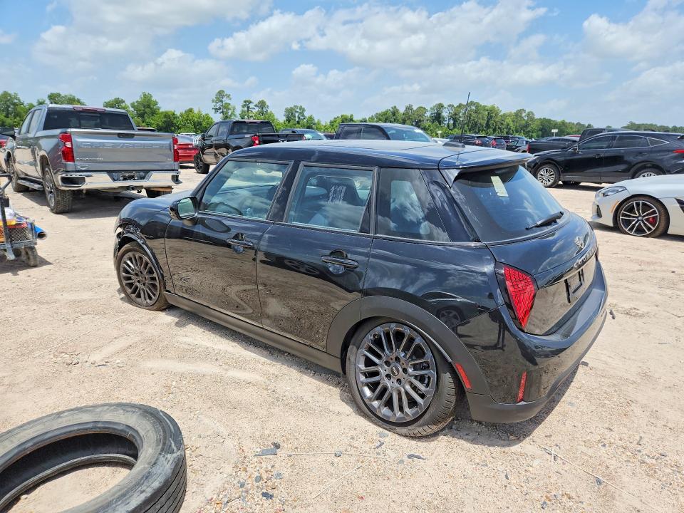 Photo 2 from auction – 2026 MINI COOPER with VIN WMW53GD08T2X96938