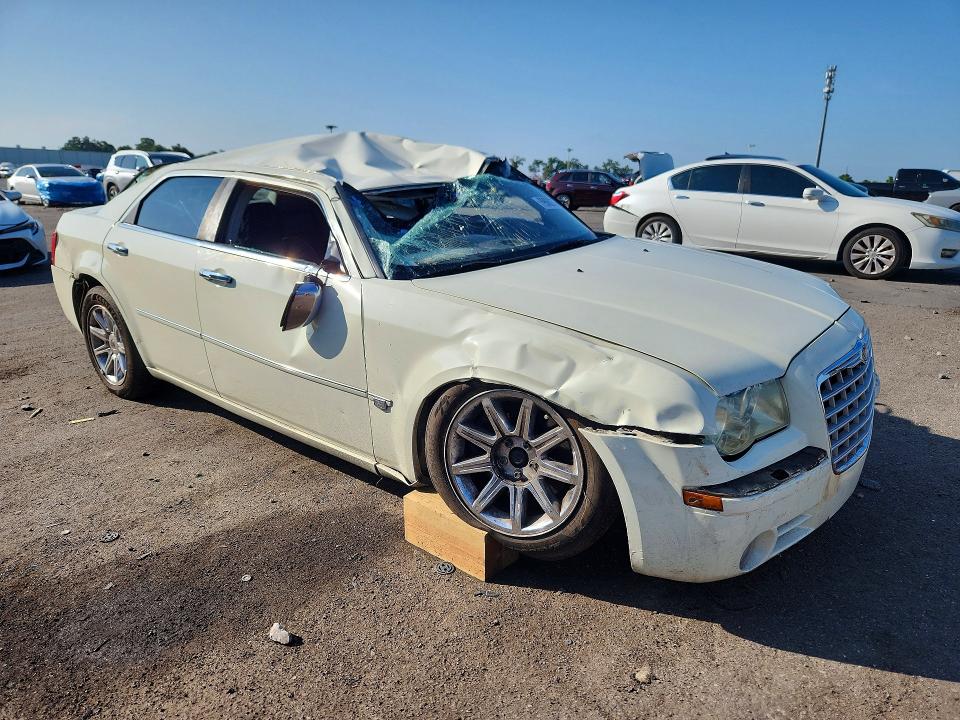 Фото 4 с аукциона – 2005 CHRYSLER 300C с VIN 2C3JA63H45H608603