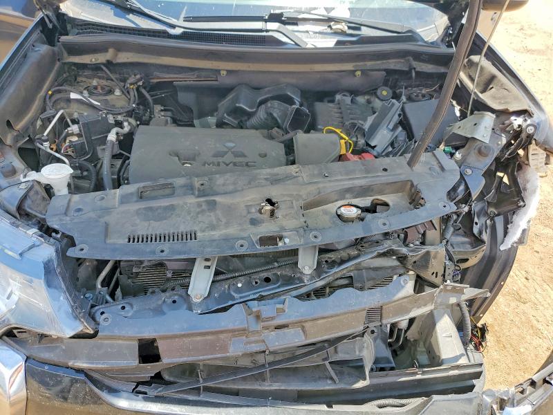 Photo 11 from auction – 2020 MITSUBISHI OUTLANDER with VIN JA4AD3A33LZ013256