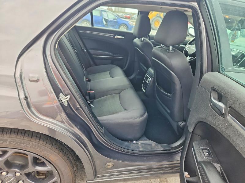 Photo 10 from auction – 2019 CHRYSLER 300 with VIN 2C3CCAAG6KH589869