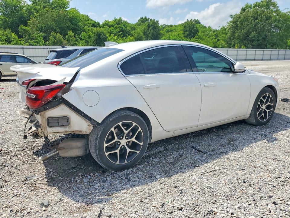 Photo 3 from auction – 2017 BUICK REGAL with VIN 2G4GL5EX5H9118857