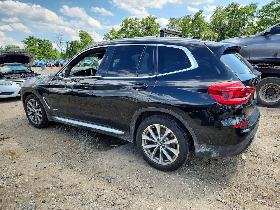 Photo 2 from auction – 2018 BMW X3 with VIN 5UXTR9C58JLD57037