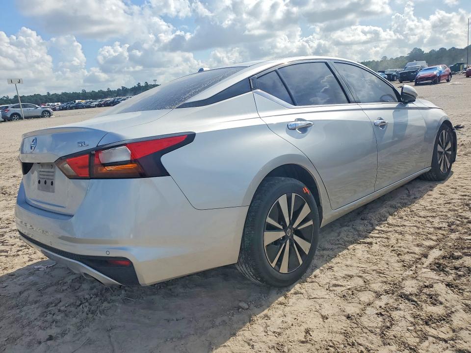 Photo 3 from auction – 2019 NISSAN ALTIMA with VIN 1N4BL4EV9KC199245