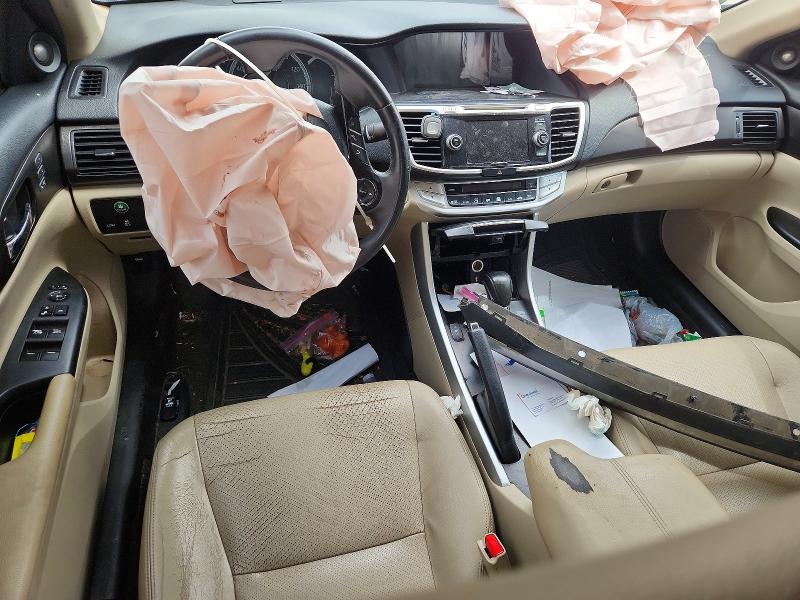 Снимка 8 от търг – 2015 HONDA ACCORD с VIN 1HGCR2F84FA094626