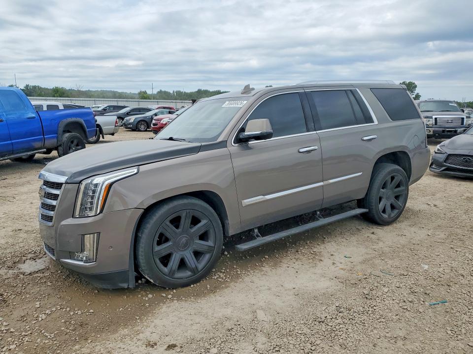 Photo 1 from auction – 2017 CADILLAC ESCALADE with VIN 1GYS3BKJXHR320395