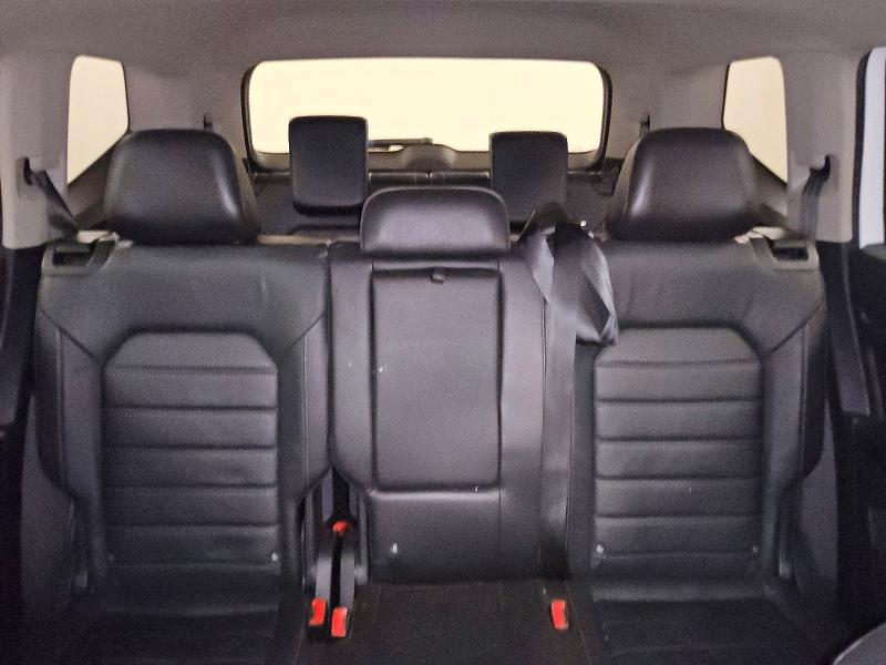 Photo 10 from auction – 2018 VOLKSWAGEN ATLAS with VIN 1V2NR2CA0JC504641