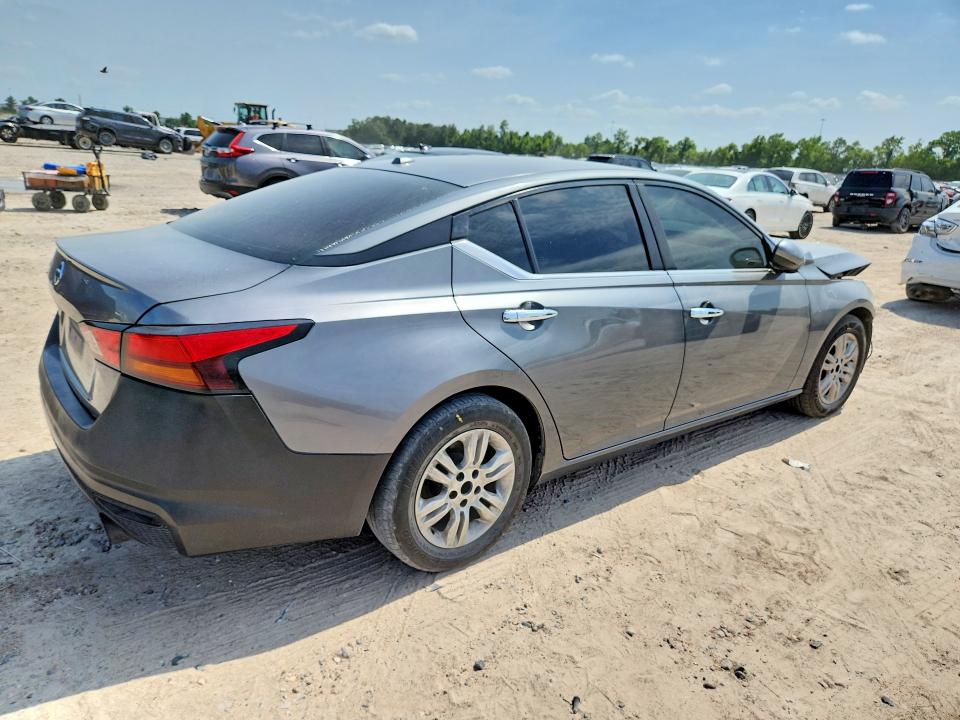 Photo 3 from auction – 2020 NISSAN ALTIMA with VIN 1N4BL4BVXLC196585