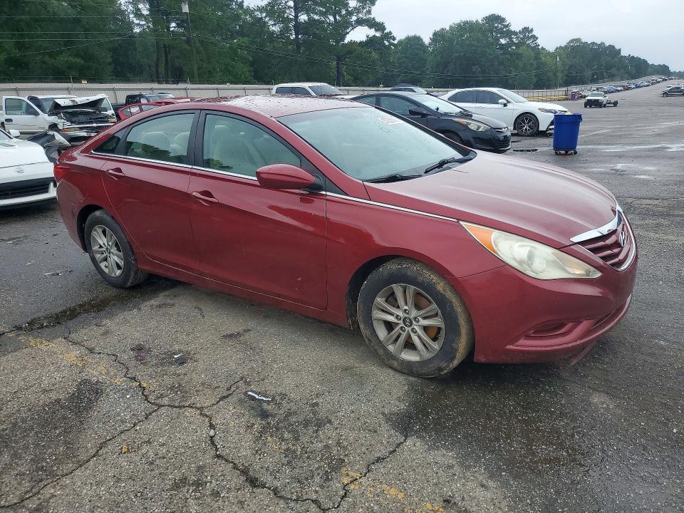 Photo 4 from auction – 2013 HYUNDAI SONATA with VIN 5NPEB4AC8DH693652