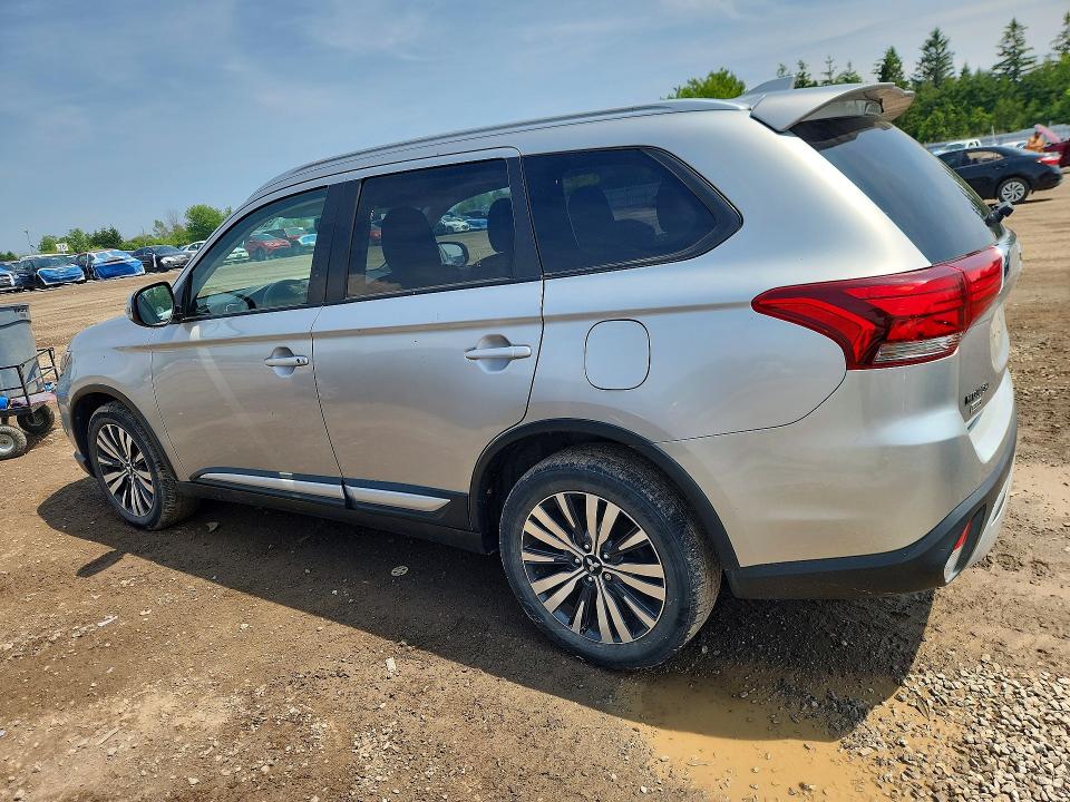 Photo 2 from auction – 2019 MITSUBISHI OUTLANDER with VIN JA4AZ2A39KZ610261